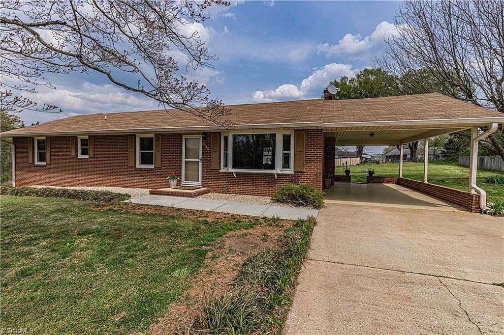 605 Bessie St Kernersville Nc 27284 Zillow