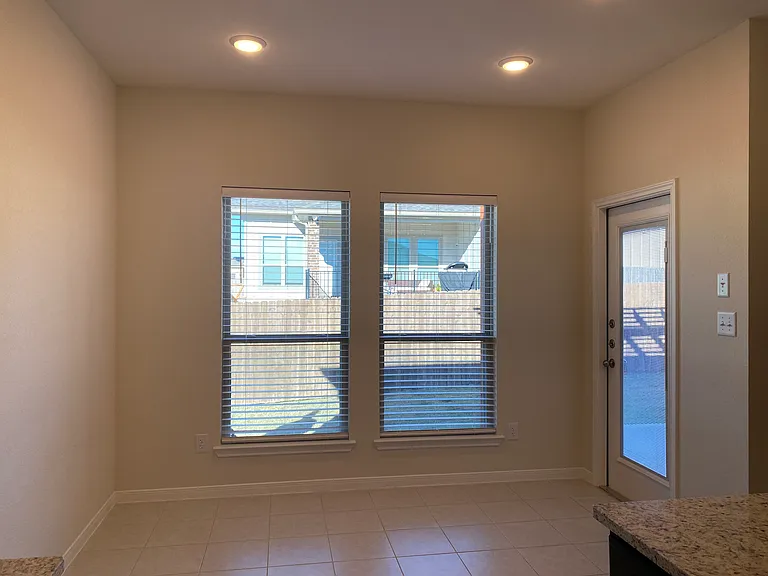 2220 Chia Ct — Photo 10