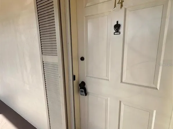 19029 Us Highway 19 N APT 6-14, Clearwater, FL 33764