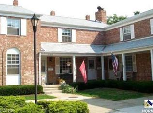 37378 Euclid Ave UNIT 37378-C, Willoughby, OH 44094