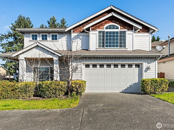 2nd image of 4218 NE 9th Cir