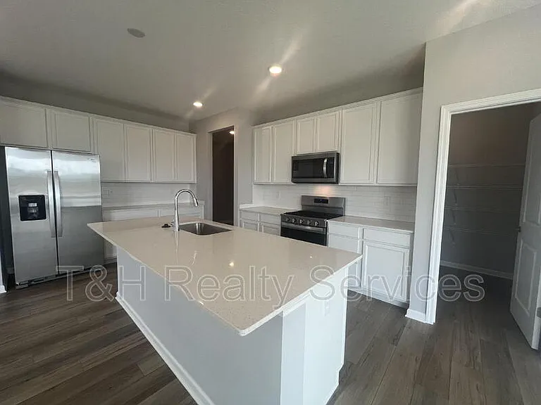 13111 Himalaya Cir — Photo 15