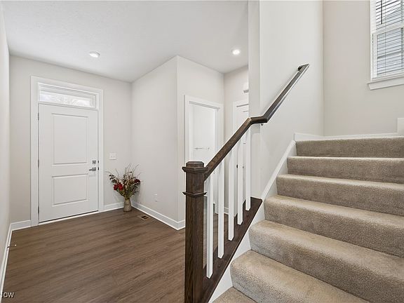 4th image of 15243 Woodsong Dr
