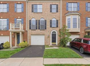 5329 Cupids Dart Dr, Centreville, VA 20120