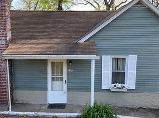 1137 Terrace Ave, Vandergrift, PA 15690