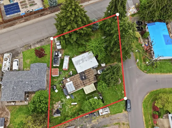 755 E 7th Street Ext, Lafayette, OR 97127