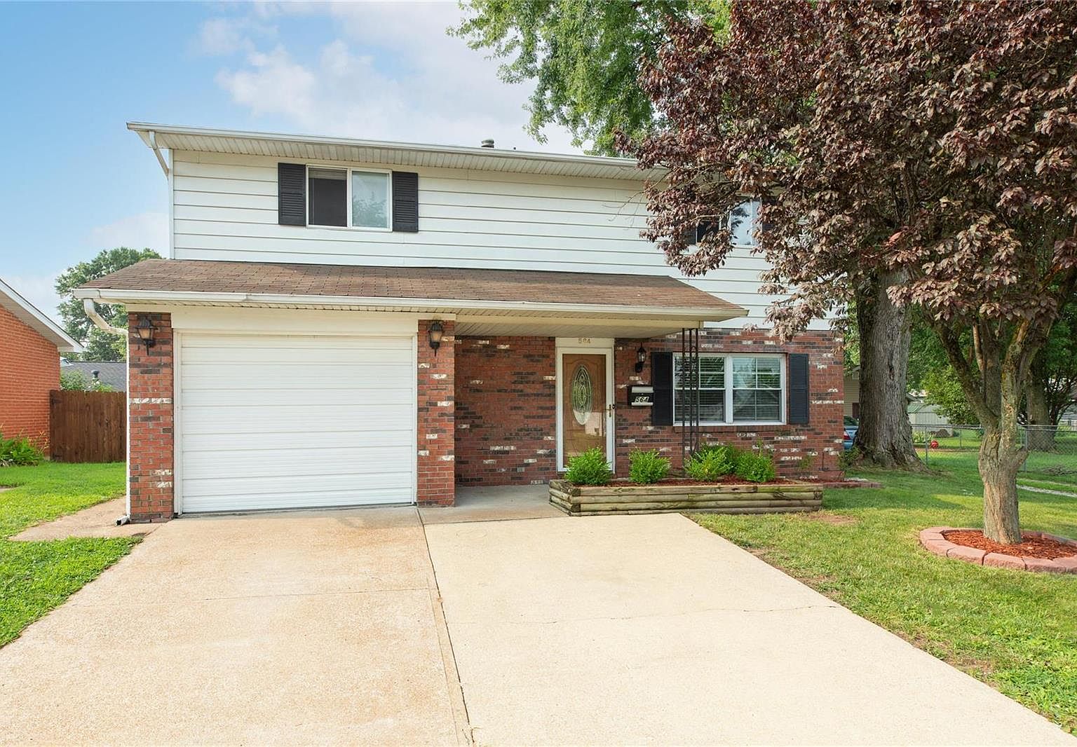 564 Park Ln, Wood River, IL 62095 Zillow