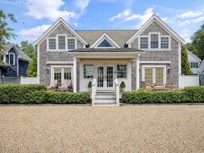 99 Cooke St, Edgartown, MA, 02539