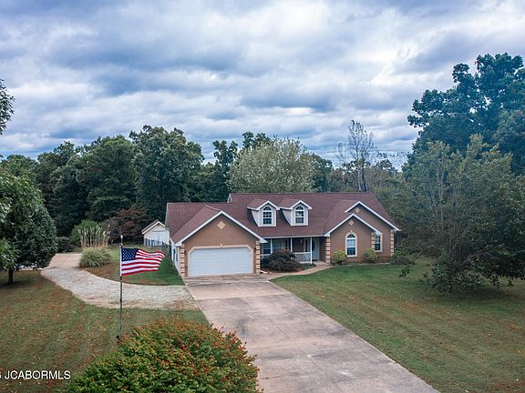 2nd image of 3018 Kayla Ln