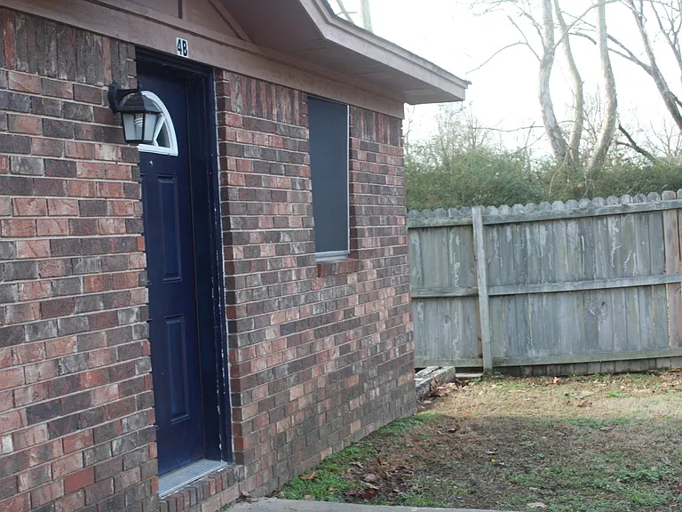 10002 Shannon Dr #4B — Photo 4