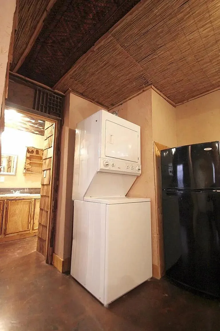 1 bed, 1.0 bath, 525 sqft, $900 — Photo 2