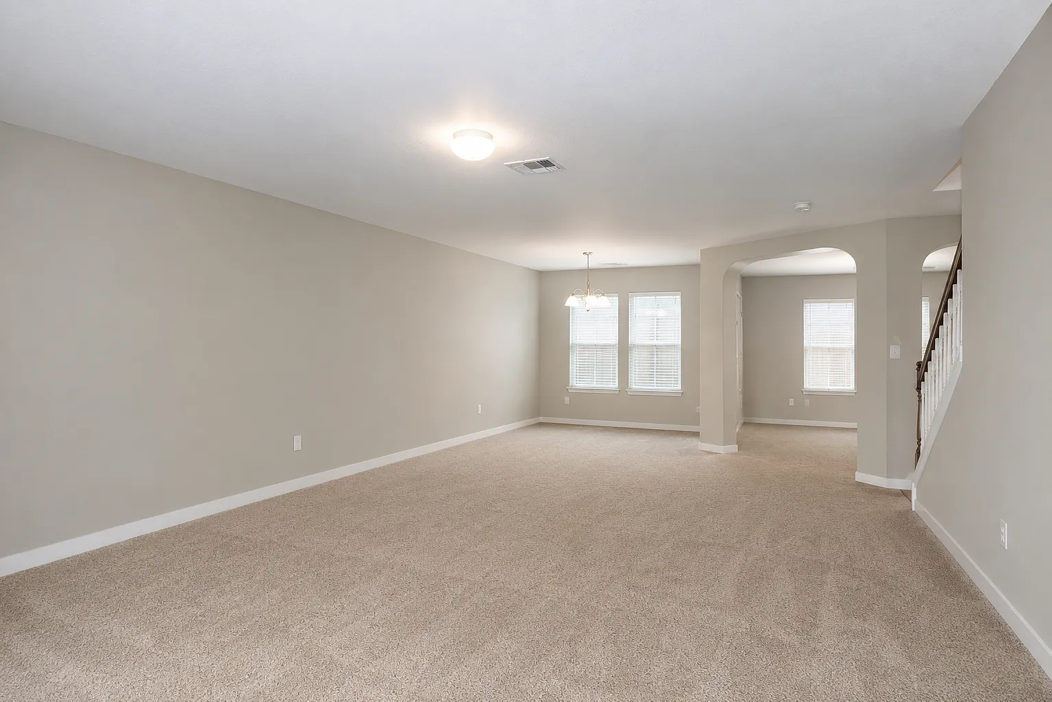 3 bed, 2.5 bath, 2136 sqft, $1,850 — Photo 2
