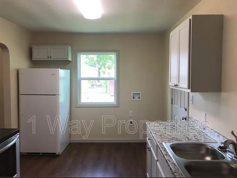 804 Garden Rd #1/2 — Photo 6