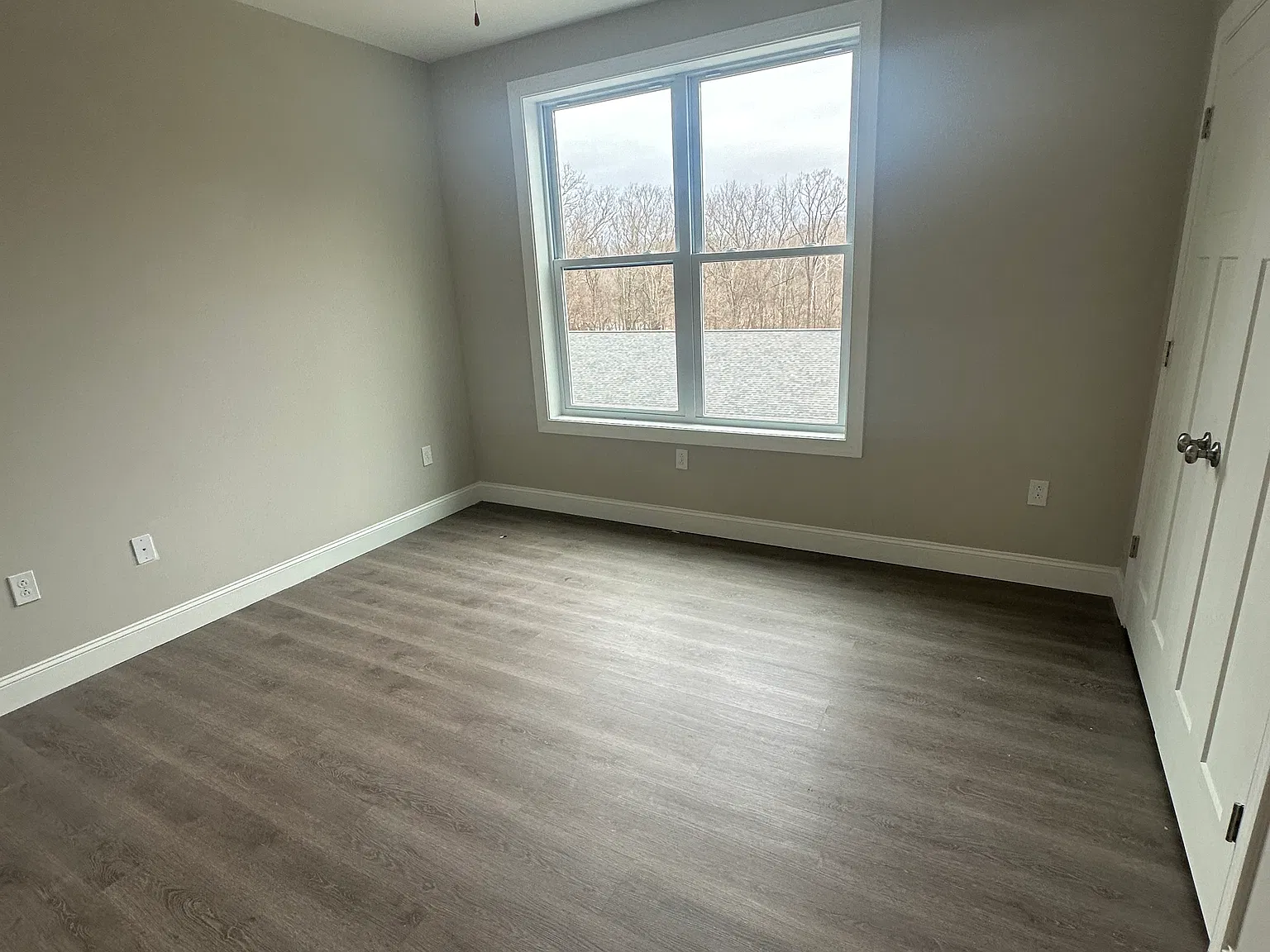 567 Dupont Rd — Photo 4