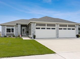 5500 149th St, Urbandale, IA 50323