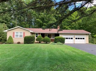 654 Turner Rd, Palmyra, NY 14522