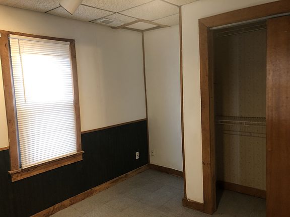 5th image of 6102 Garfield Ave