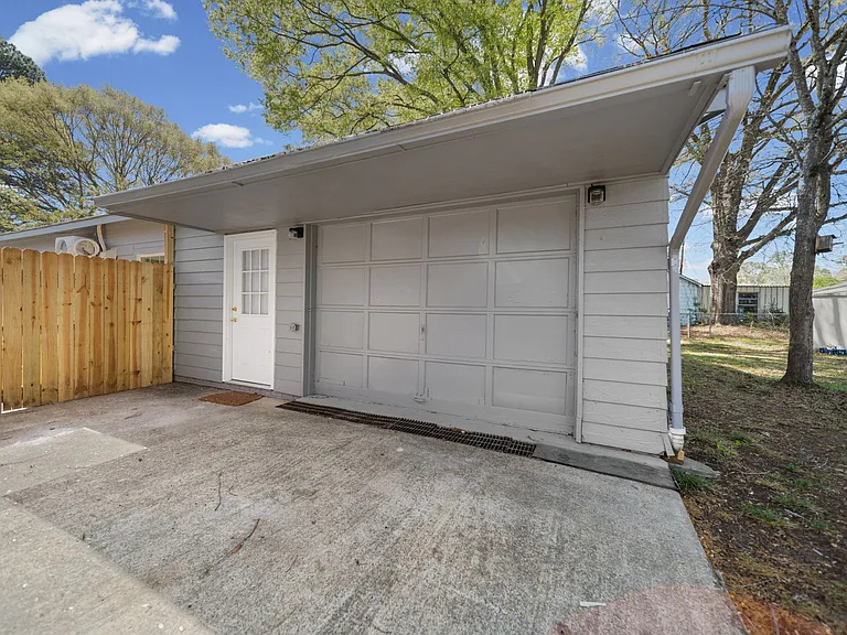 103 Sadler Ave — Photo 13