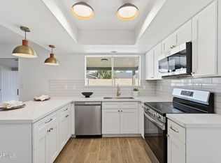 709 N LINDEN Circle, Mesa, AZ 85203