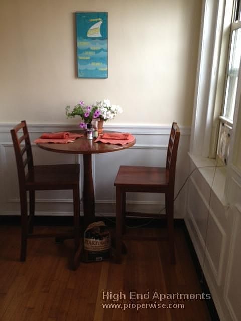 1st image of 5 Arlington St APT 52