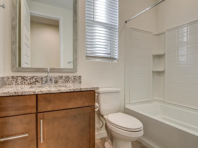 9338 W Heatherbrae Dr — Photo 8