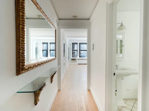 400 E 59th St APT 3H, New York, NY 10022