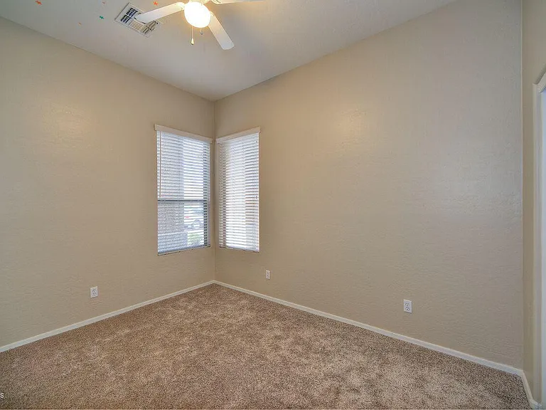 26237 N 74th Ln — Photo 16