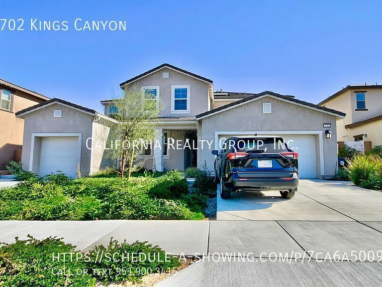 2702 Kings Canyon Dr — Photo 1