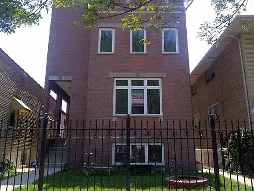 1st image of 2447 W Erie St #A
