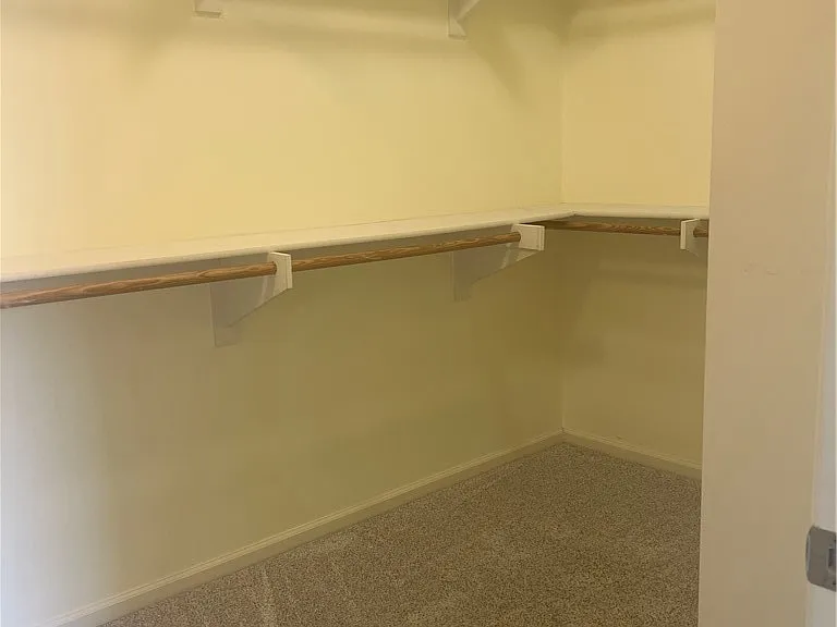 120 Strawberry Grv — Photo 15