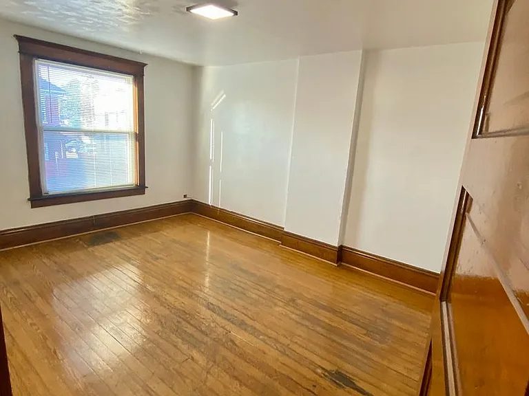 1015 W 14th Ave #B — Photo 8