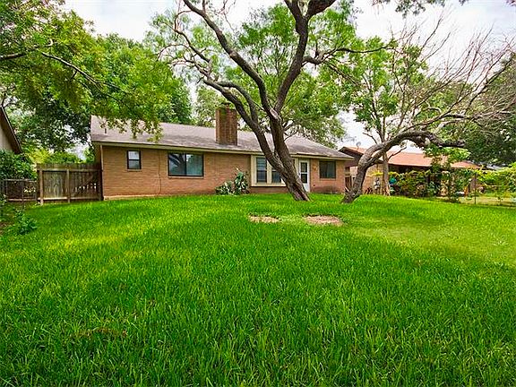 2nd image of 6805 Moonmont Dr
