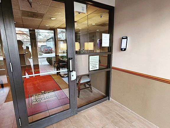Secure Butterfly entrance