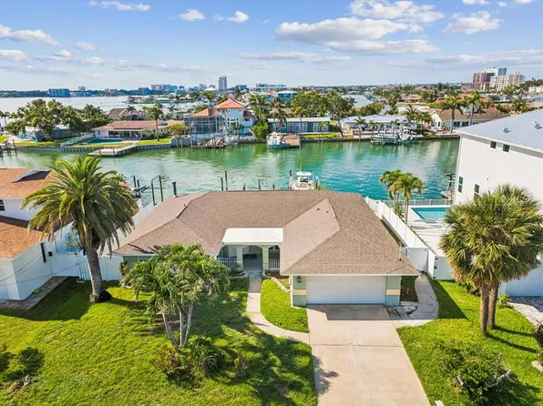 441 Palm Is NE, Clearwater, FL 33767