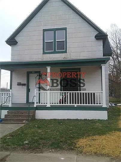 114 S Porter St