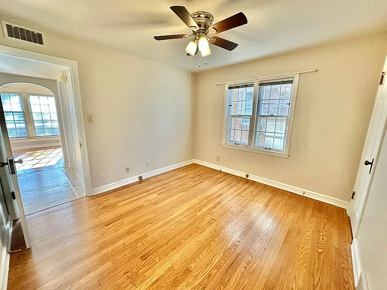 8520 W Watertown Plank Rd — Photo 8