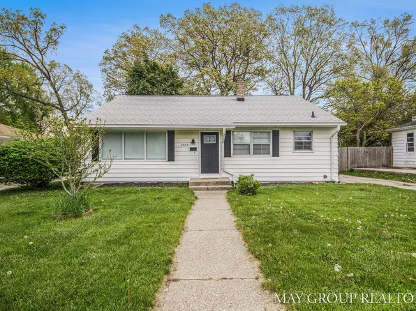 2454 De Hoop Ave SW, Wyoming, MI 49509