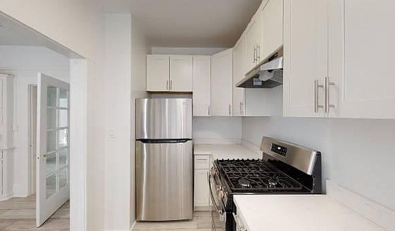 2nd image of 750 14th St APT 2
