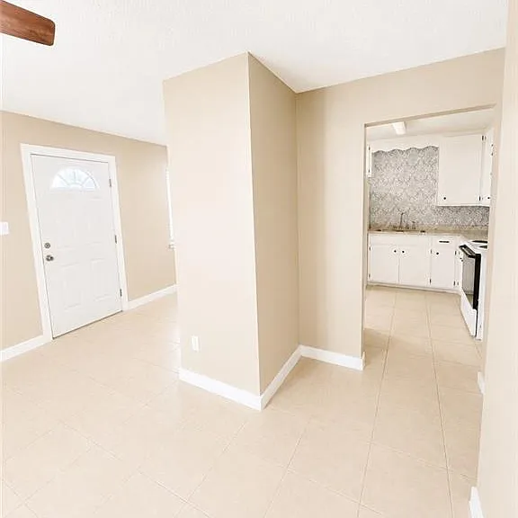 1010 El Recreo Cir — Photo 10