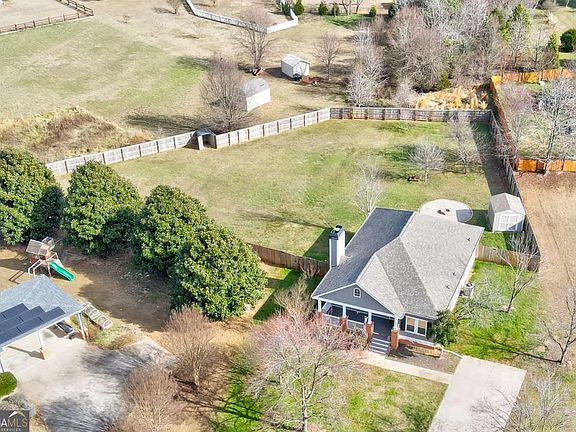 2nd image of 52 Willow Oak Cir