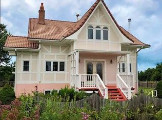 1961 Sunrise Dr, Fairfield, IA 52556