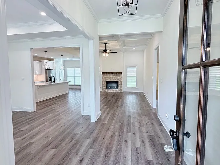 424 Cannon Point Dr — Photo 2