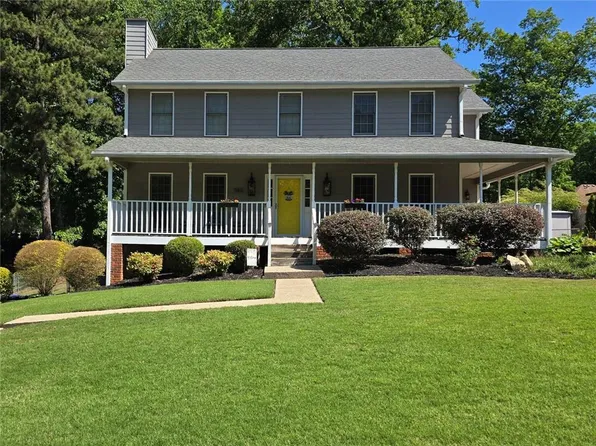 1186 Crestbrook Ln SW, Mableton, GA 30126