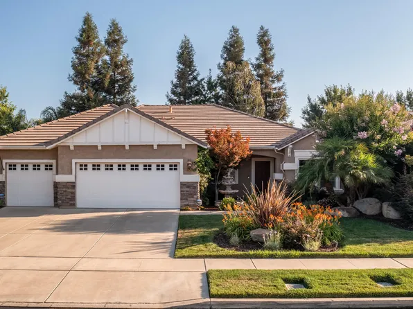 3042 W Newton Avenue, Visalia, CA 93291