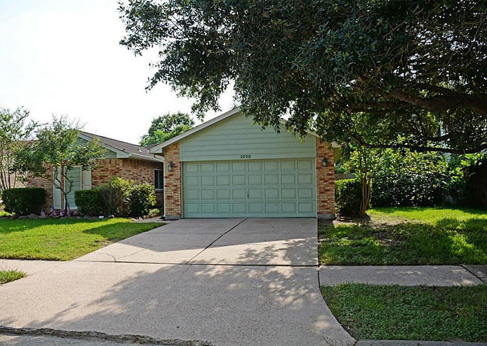 1038 E Brompton Dr, Pearland, TX 77584 Zillow