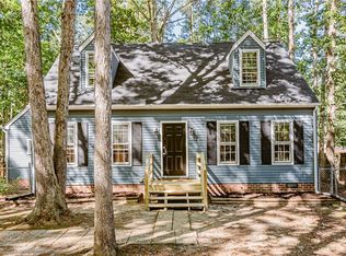 19410 Foxbrook Dr, South Chesterfield, VA 23834