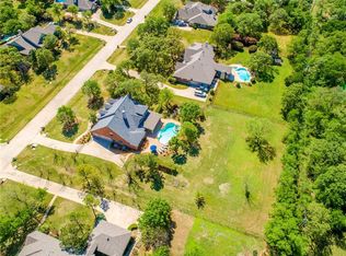 120 W Carruth Ln, Double Oak, TX 75077