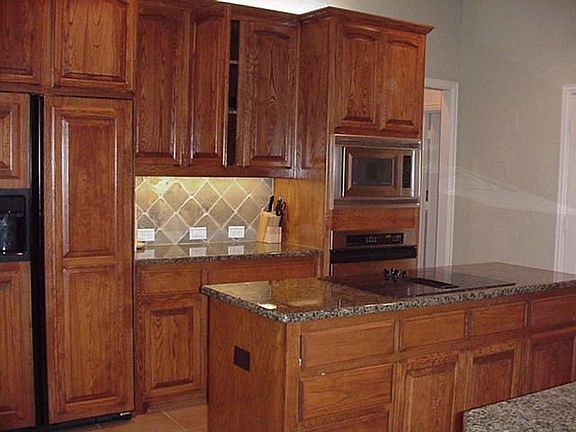 5th image of 1504 Woodhaven Dr
