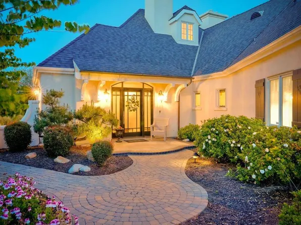 28475 Cerveza Ct, Escondido, CA 92026