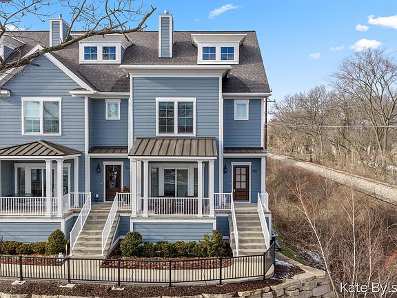 2nd image of 657 Greenslate Dr SE